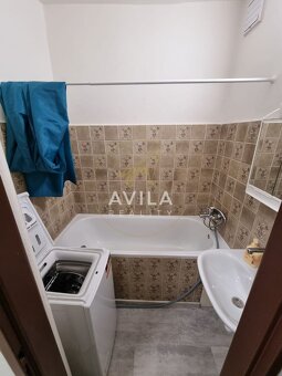 NA PREDAJ: 2izbový tehlový byt s loggiou 53m2 - Trnava - 10