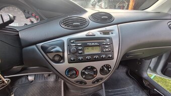 Ford focus - 10