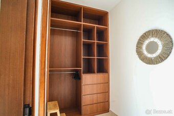 Raj na zemi - Moderná vila na Bali s bazénom a záhradou - [9 - 10