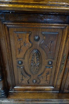 Príborník ” ALT DEUTCH ” ( 151 ). - 10