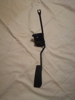 Mazda 323 BG pedále+snímače polohy - 10