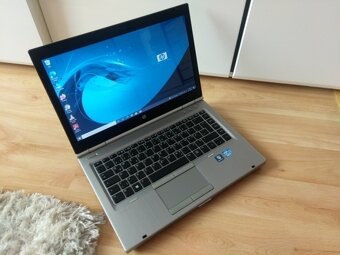 predám HP elitebook / 4gb ram / Intel core i5 / 120gb ssd- - 10