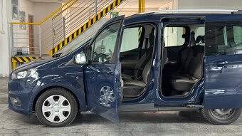Ford Tourneo Courier 1.0 EcoBoost - 10