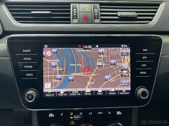 Škoda Superb combi 2.0TDI DSG Style - 10