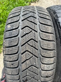 225/40 R18 - 10