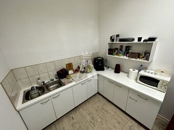OBCHODNÝ PRIESTOR, ul. OSLOBODITEĽOV BARCA, KOŠICE IV - 10