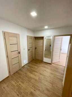 Prenajmem zrekonštruovaný 2 izbový byt v centre mesta - 10