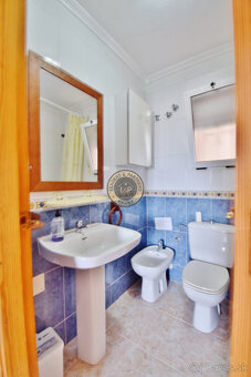 Apartmán 4+kk s bazénom a terasou Torrevieja-Španielsko - 10