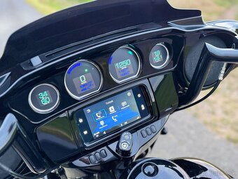 Harley Davidson STREET GLIDE - 10