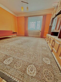 Predaj: priestranný, 3 izbový rodinný dom, s veľkým pozemkom - 10