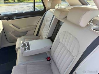 Škoda Superb Combi 2.0 TDI DSG STYLE VIRTUAL 190k 4X4 SR - 10