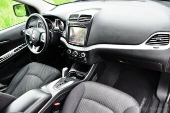 Mazda dvojka 1.3 16v benzin, velmi pekna - 10
