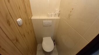 Na predaj 3 izbový byt s vlastným kúrením v Stropkove - 10
