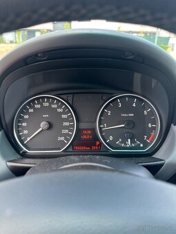 BMW 118i - 10