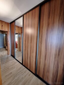 Prenájom 2 izbový byt s loggiou, sídlisko Západ, SNV - 10