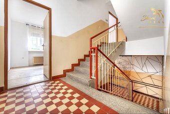 Rodinný dom na predaj v obci Slovenský Grob - 10