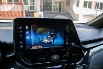 Toyota C-HR 1.8 Hybrid Active E-CVT FWD - 10
