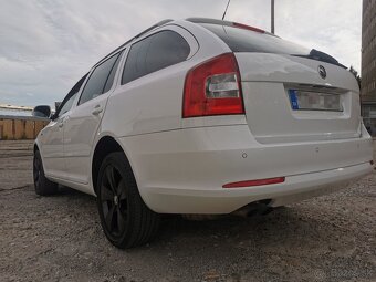 Skoda octavia 2 combi 2.0tdi manual 4x4 - 10
