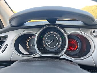 Citroën C3 1.4i 54kw 2011r. - 10