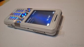 Sony ericsson K550i - 10