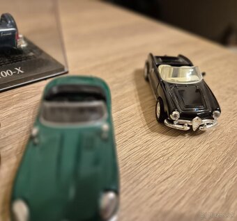 Modely automobilov 1:43 - 10