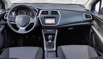 Suzuki SX4 S-Cross 1.6 DDiS - 10