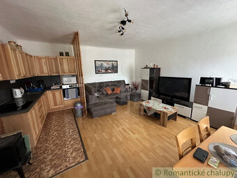 Gazdovský dom na kraji dediny v Lehote nad Rimavicou - 10