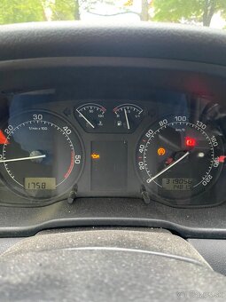 Predám Škoda Octavia combi - 10