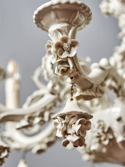 Osemramenný porcelánový luster Neapol Capodimonte - 10