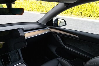 Tesla Model Y Long Range 378kW / TOP STAV / - 10