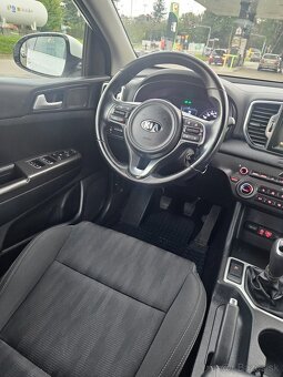 Kia Sportage 1.7CRDi 115KM Navi Kamera biela perla - 10