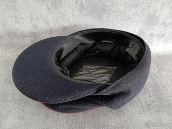 Stará německá hasičská čepice se znakem - 10