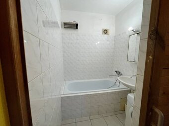 2 izbový byt 68m2 na predaj v Petržalke na Vranovskej ulici - 10