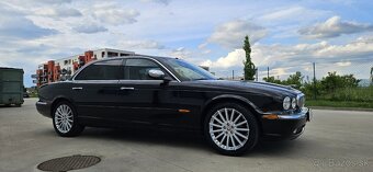 2005 Jaguar XJ8 L 4.2 V8 - 10