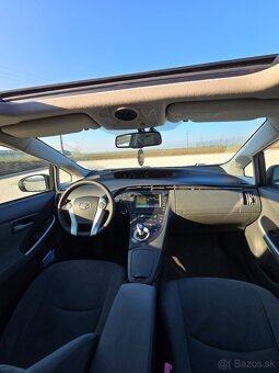 Toyota prius - 10