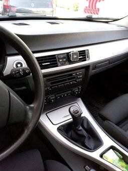 Predám BMW rada 3 E90 320d - 10