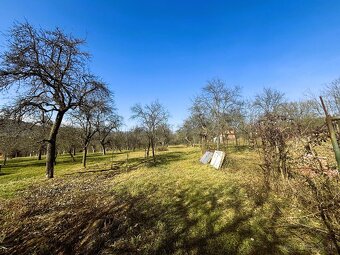 5 izbový rodinný dom s veľkým pozemkom 3826m2 v kľudnej ulič - 10