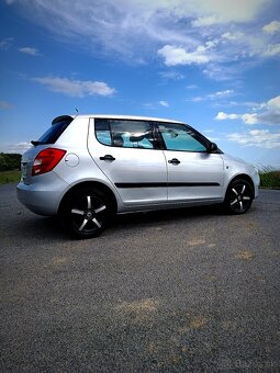 Škoda Fabia - 10