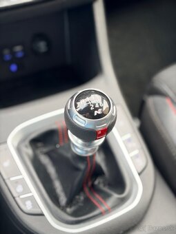 Hyundai i30 N 2.0 T-GDi N Performance Fastback - 10