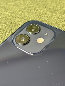 iPhone 12 - Black 64GB - 10