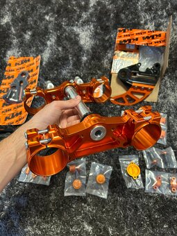 Ktm exc/ sx cnc diely, chrániče, six days, powerparts - 10