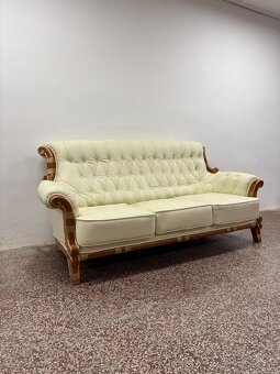CHESTERFIELD ŠTÝL,HRUBOKOŽENÁ ,KOMB.S DREVOM - 10