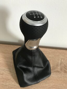 Radiaca páka HLINIK + PERFOROVANA KOŽA - 10