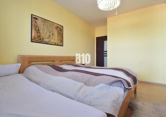 REZERVOVANÉ Zrekonštruovaný 3 izbový byt, 2x loggia - Vlčinc - 10
