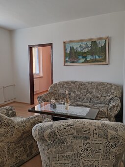 Predaj - 3 izbový byt Brezová pod Bradlom - 10
