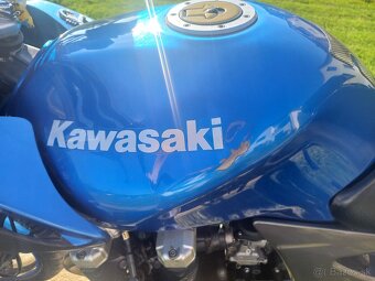 Kawasaki ZR7S - 10
