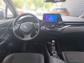 TOYOTA C-HR 1.8 Hybrid e-CVT STYLE 122K - 10