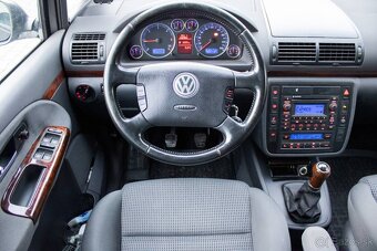 Volkswagen Sharan 2.0 TDI Highline 103kW - 10