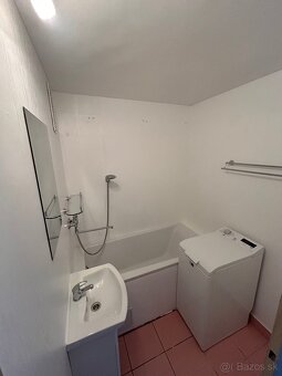 PRENÁJOM 1-izbový byt vo Svite - 10