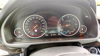 BMW X5 xDrive 40d A/T - 10